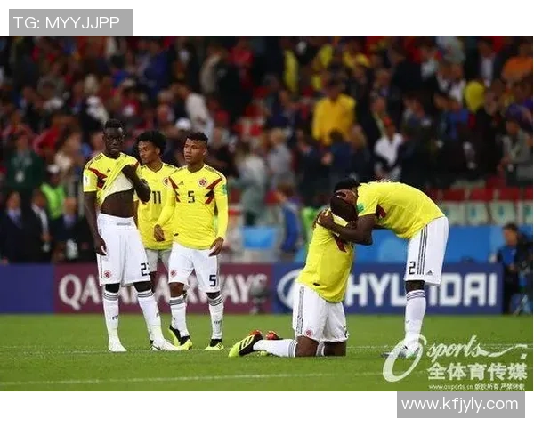 足球撞杆的瞬间奇迹与比赛中的心理战术解析